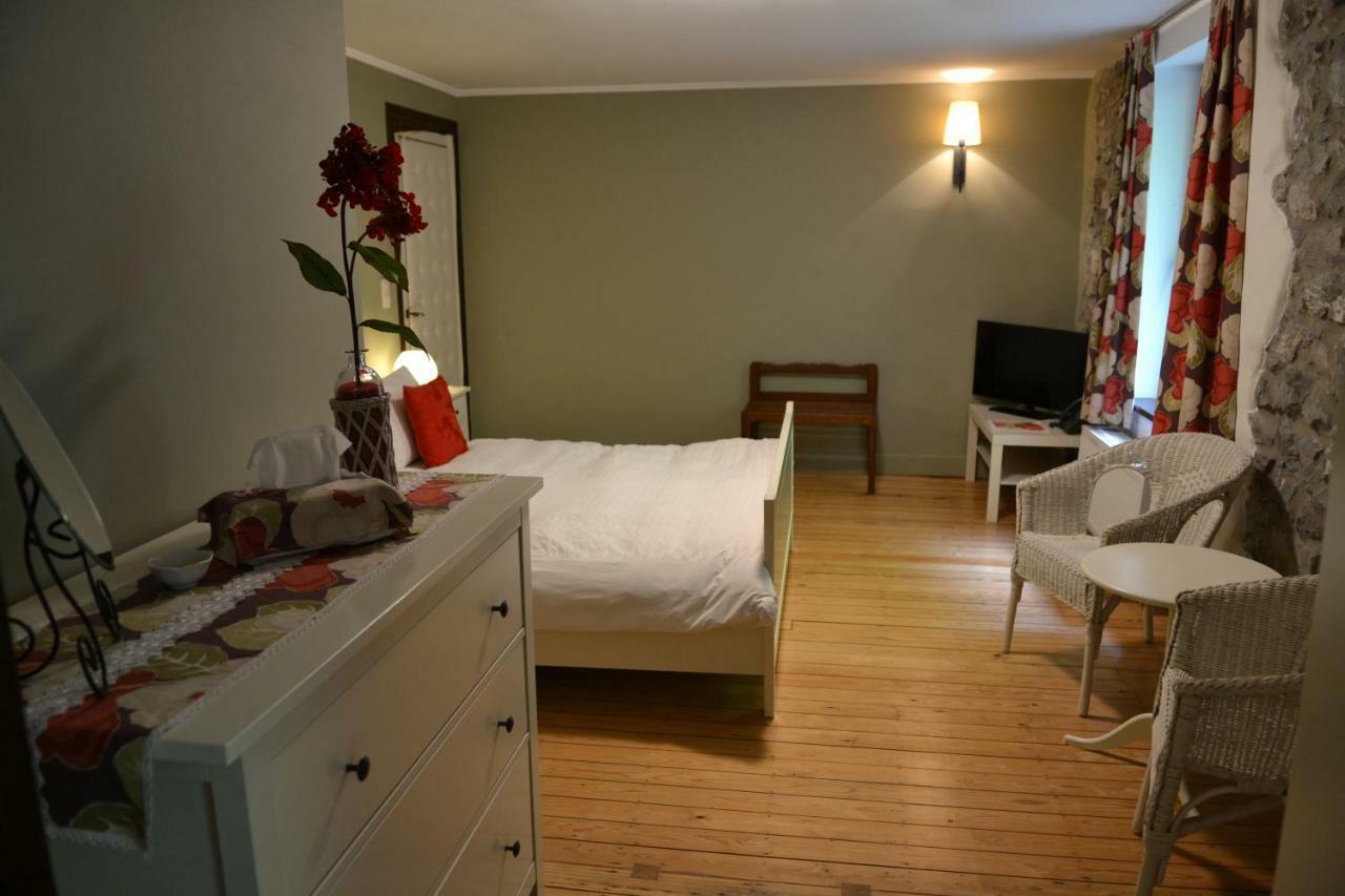 Auberge De Bouvignes Динант Екстериор снимка